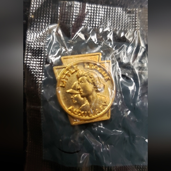 Accessories - Vintage Little League Auxiliary Pin